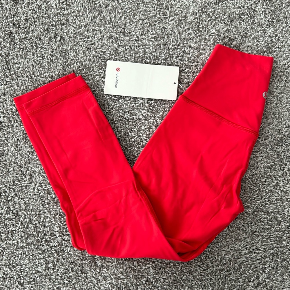 NWT! Lululemon Align HR crop 21” leggings, size 2
